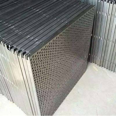 【護欄用鋼板網